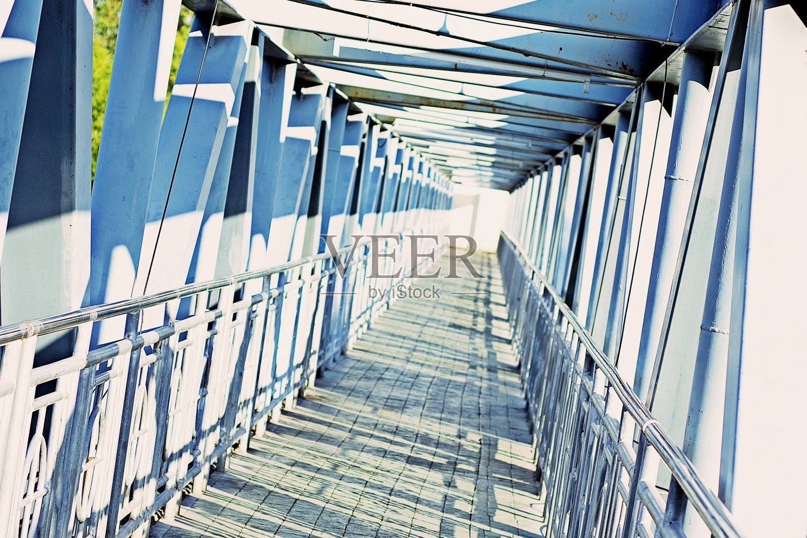 走道桥。照片摄影图片