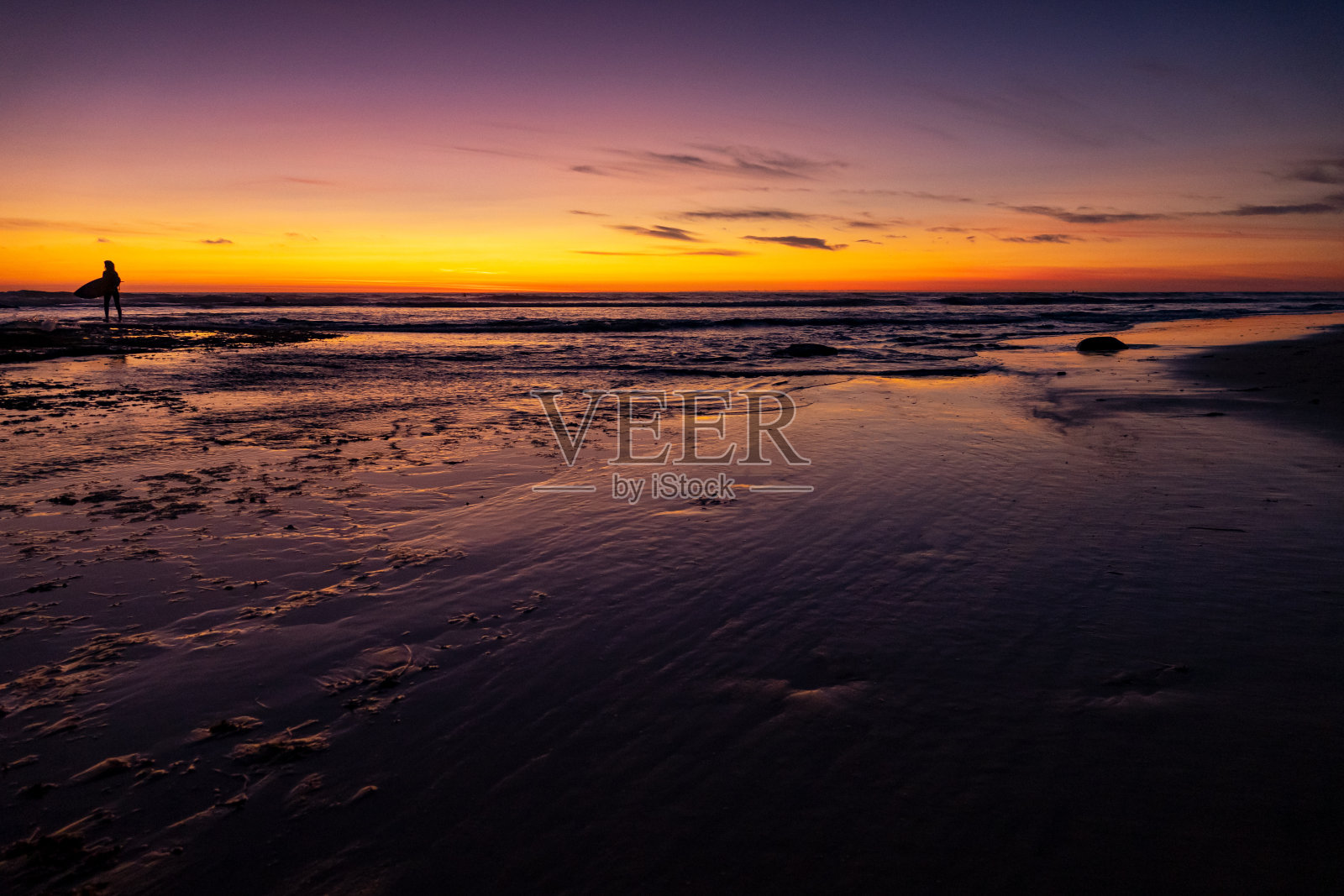 美丽的落日倒映照片摄影图片