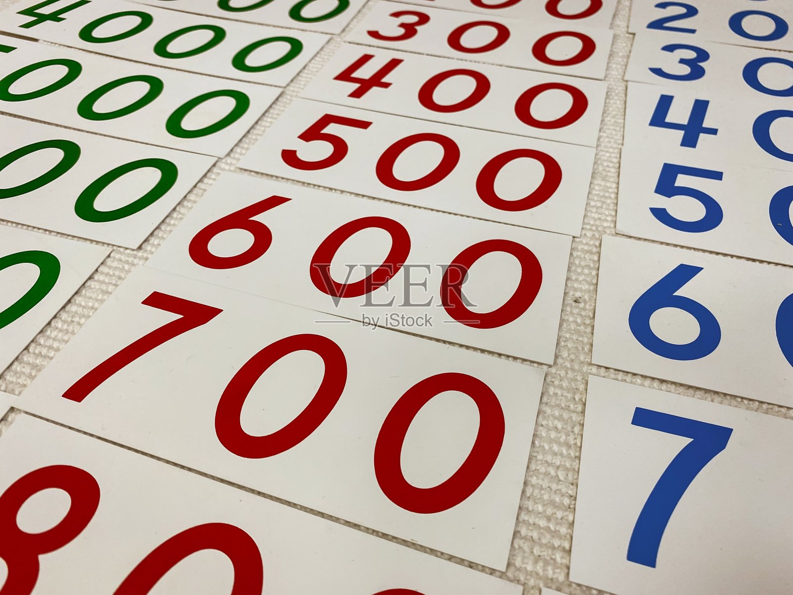 蒙台梭利金卡和金卡银行照片摄影图片