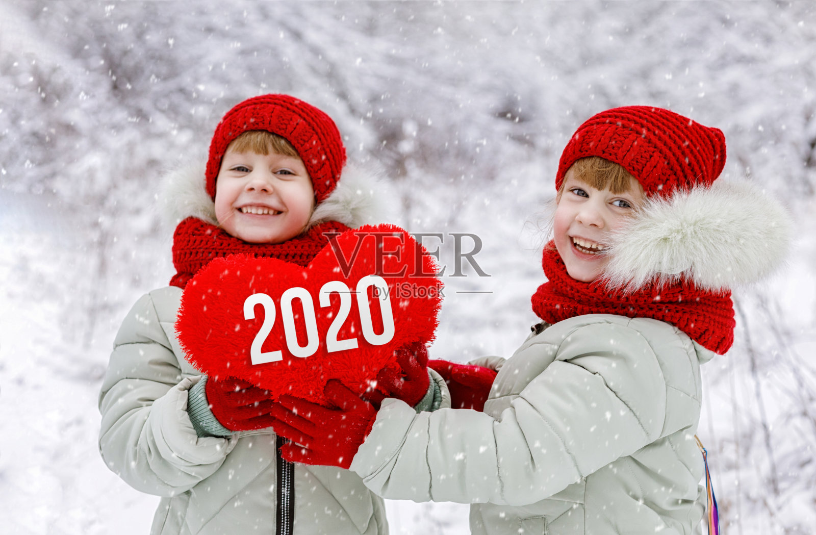 新概念2020年。照片摄影图片