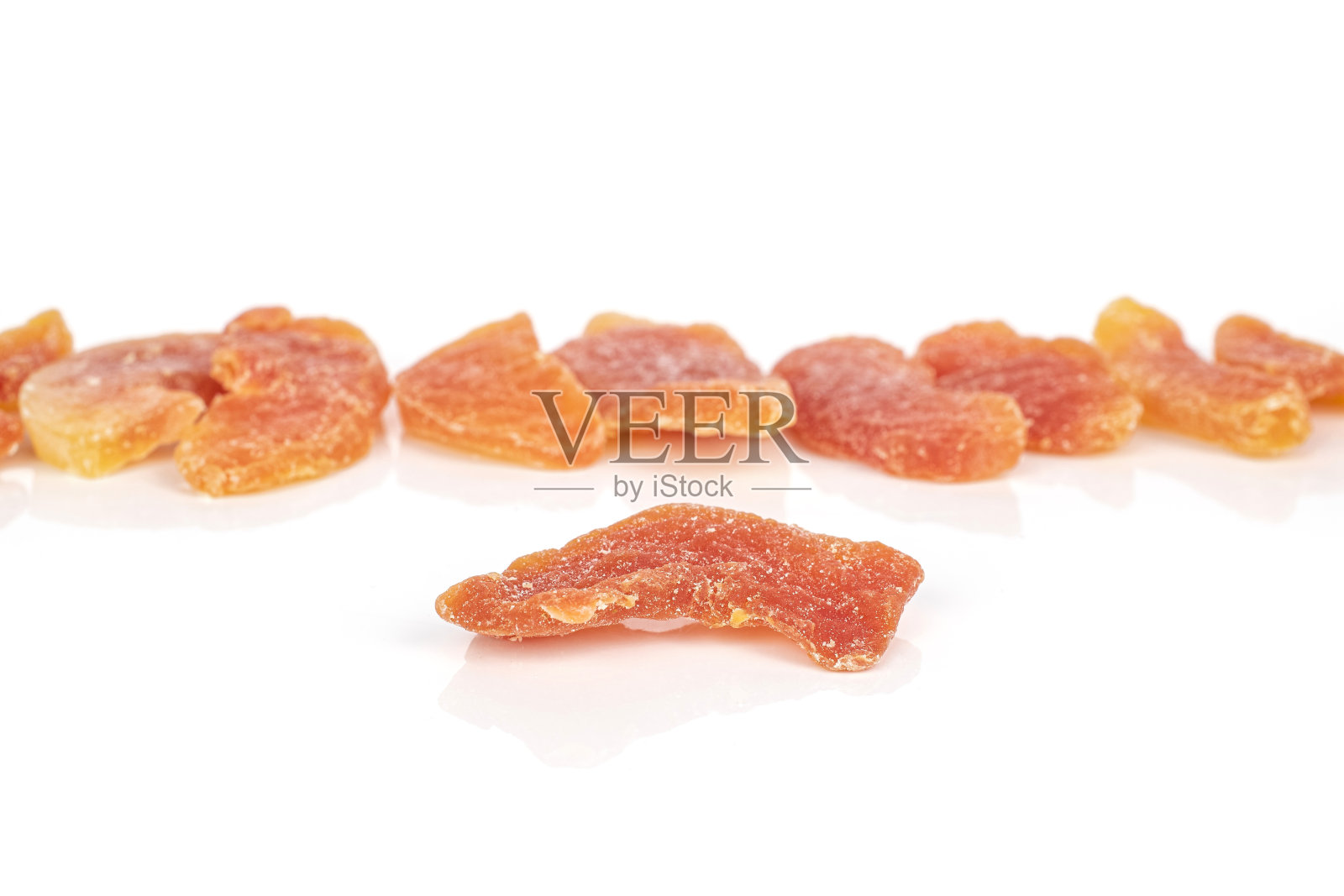 干橙番木瓜孤立在白色照片摄影图片