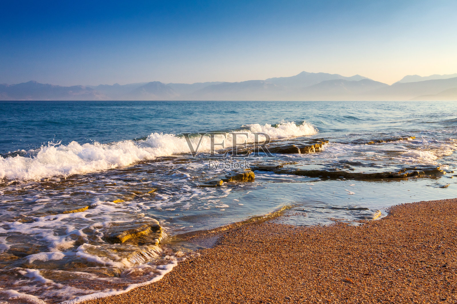 从科孚岛，希腊的海景。照片摄影图片
