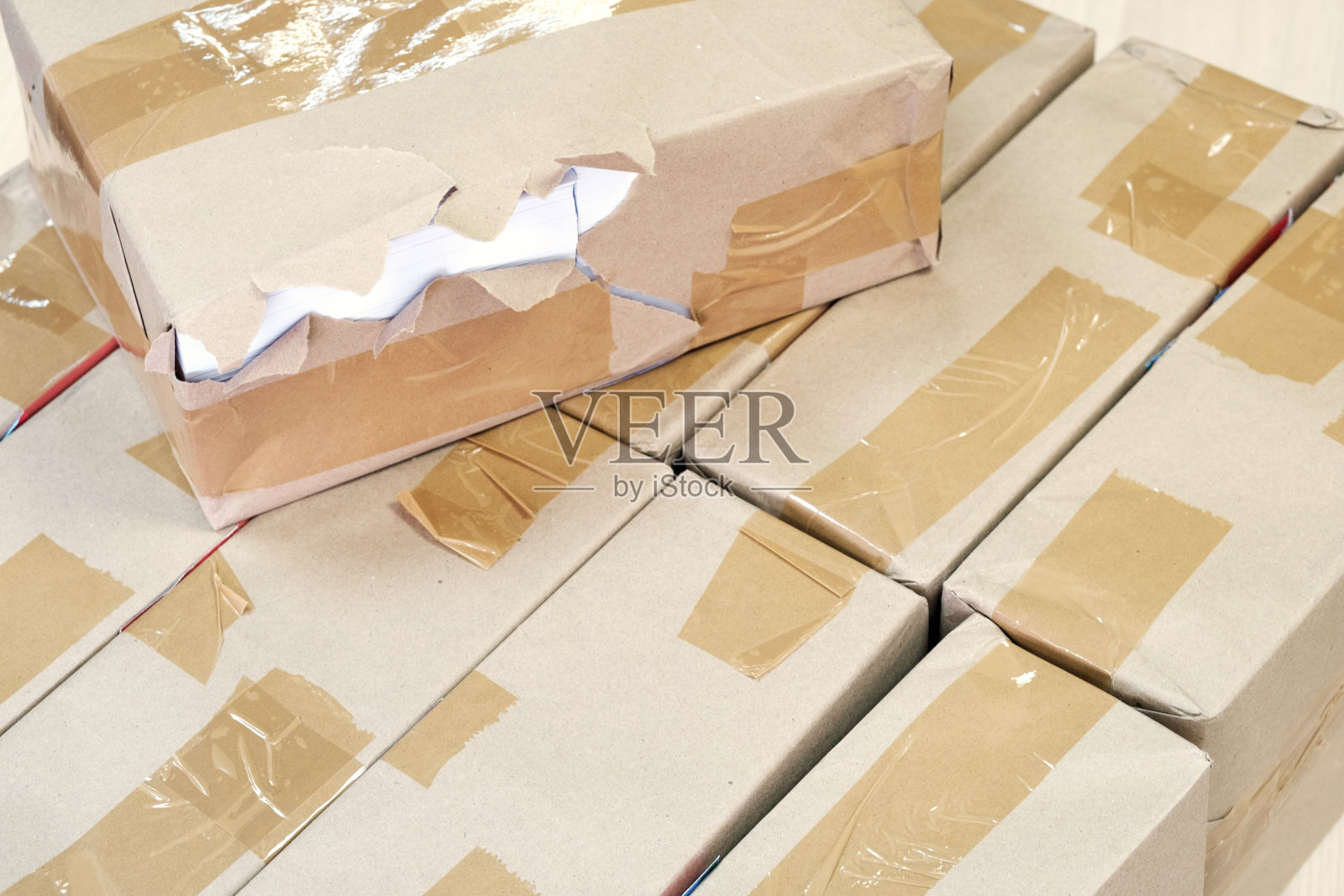 包装用纸密封损坏的包装上的背景其他包装照片摄影图片