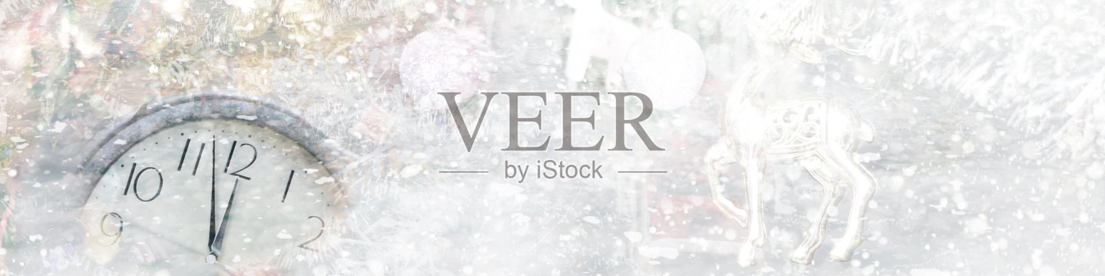 新年午夜的概念。圣诞或新年前的最后时刻。全景照片照片摄影图片