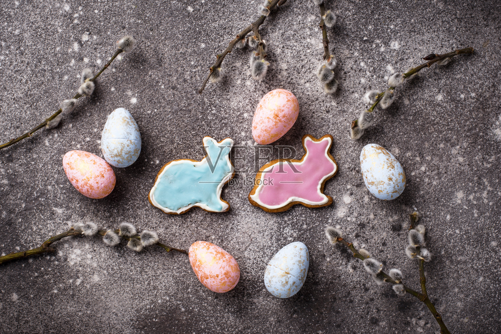 兔子和绵羊形状的复活节饼干照片摄影图片