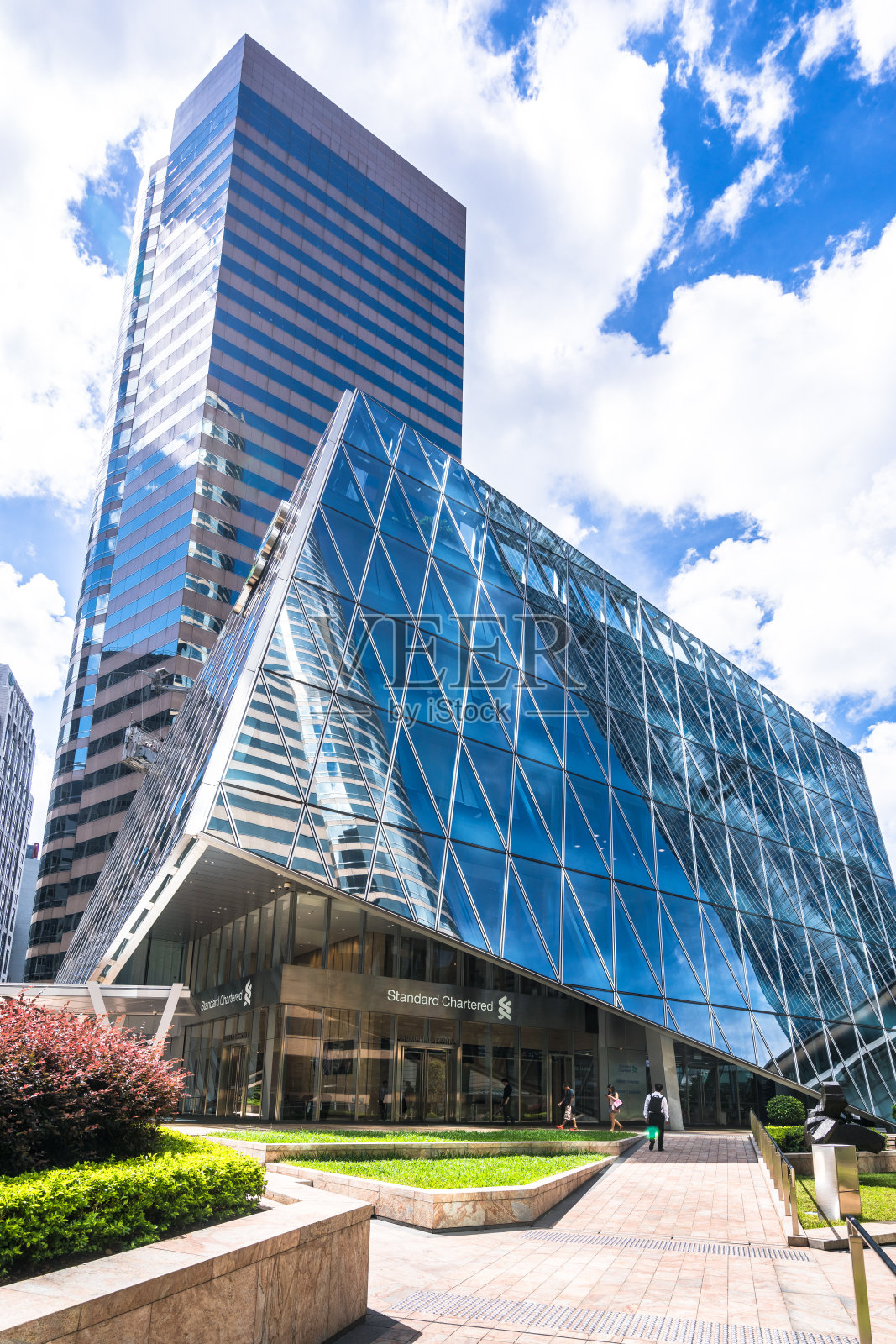 香港市中心现代化的金融摩天大楼照片摄影图片