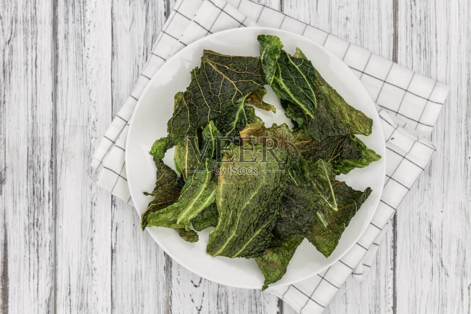 鲜萨伏伊薯片特写特写(选择性聚焦)照片摄影图片