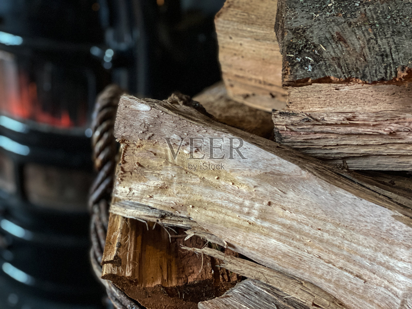 燃烧木材火炉照片摄影图片