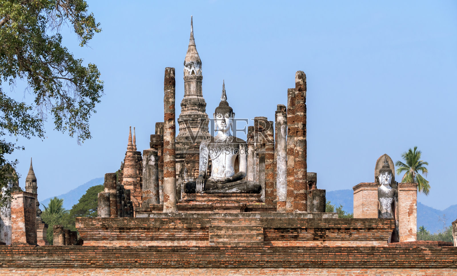 泰国古代佛像照片摄影图片