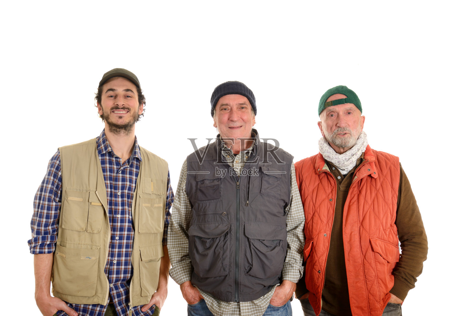 年轻的，成熟的和年长的人作为卡车司机或工人照片摄影图片