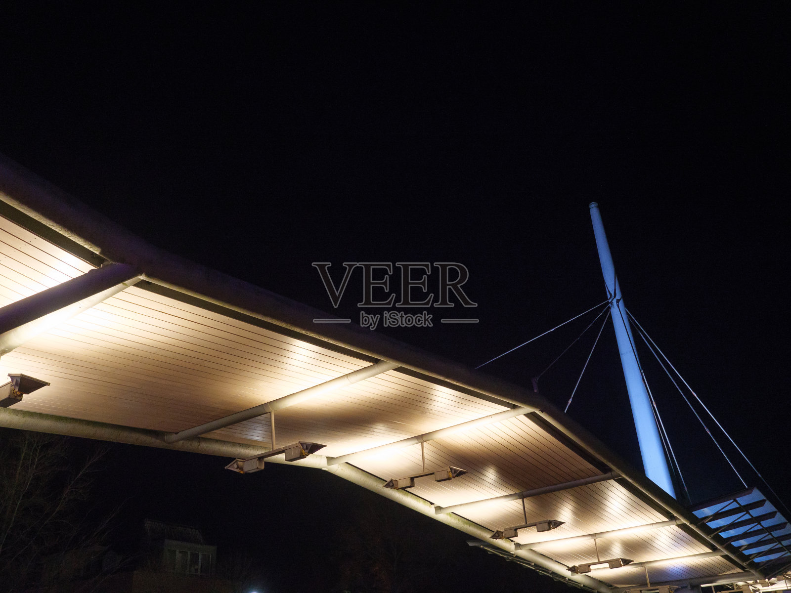 晚上的波肖特城照片摄影图片