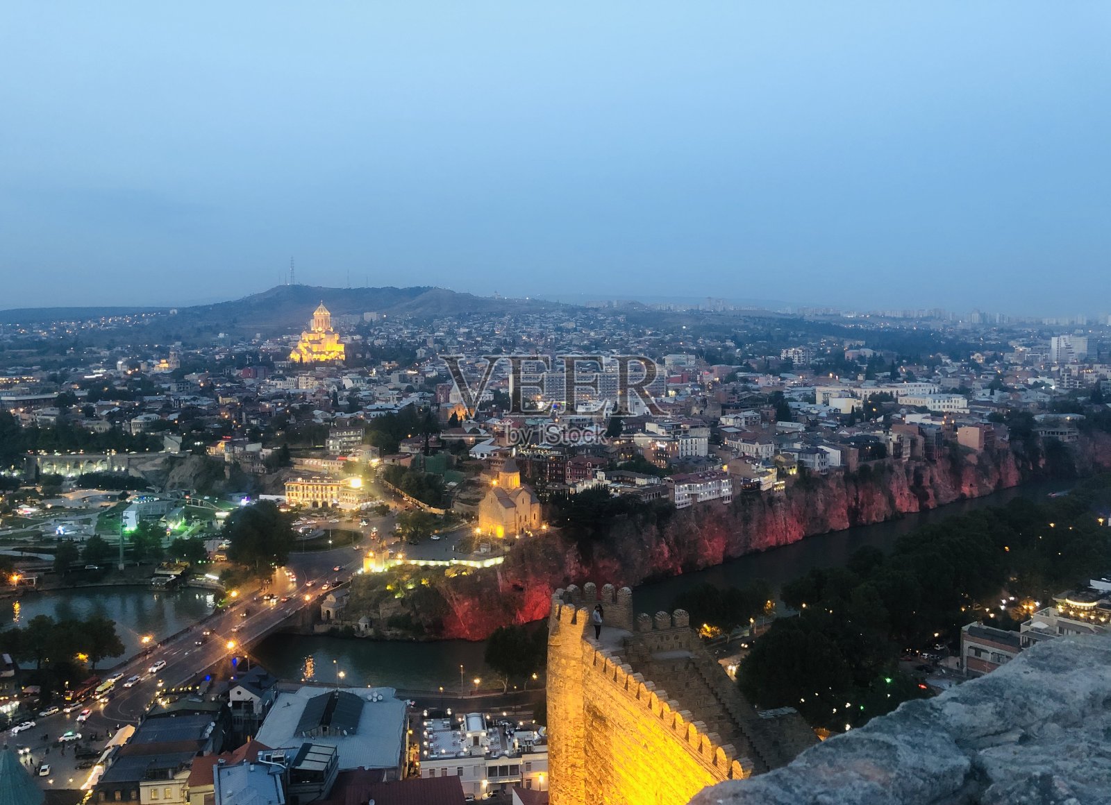 第比利斯的壮丽景色，这座爱你的城市照片摄影图片