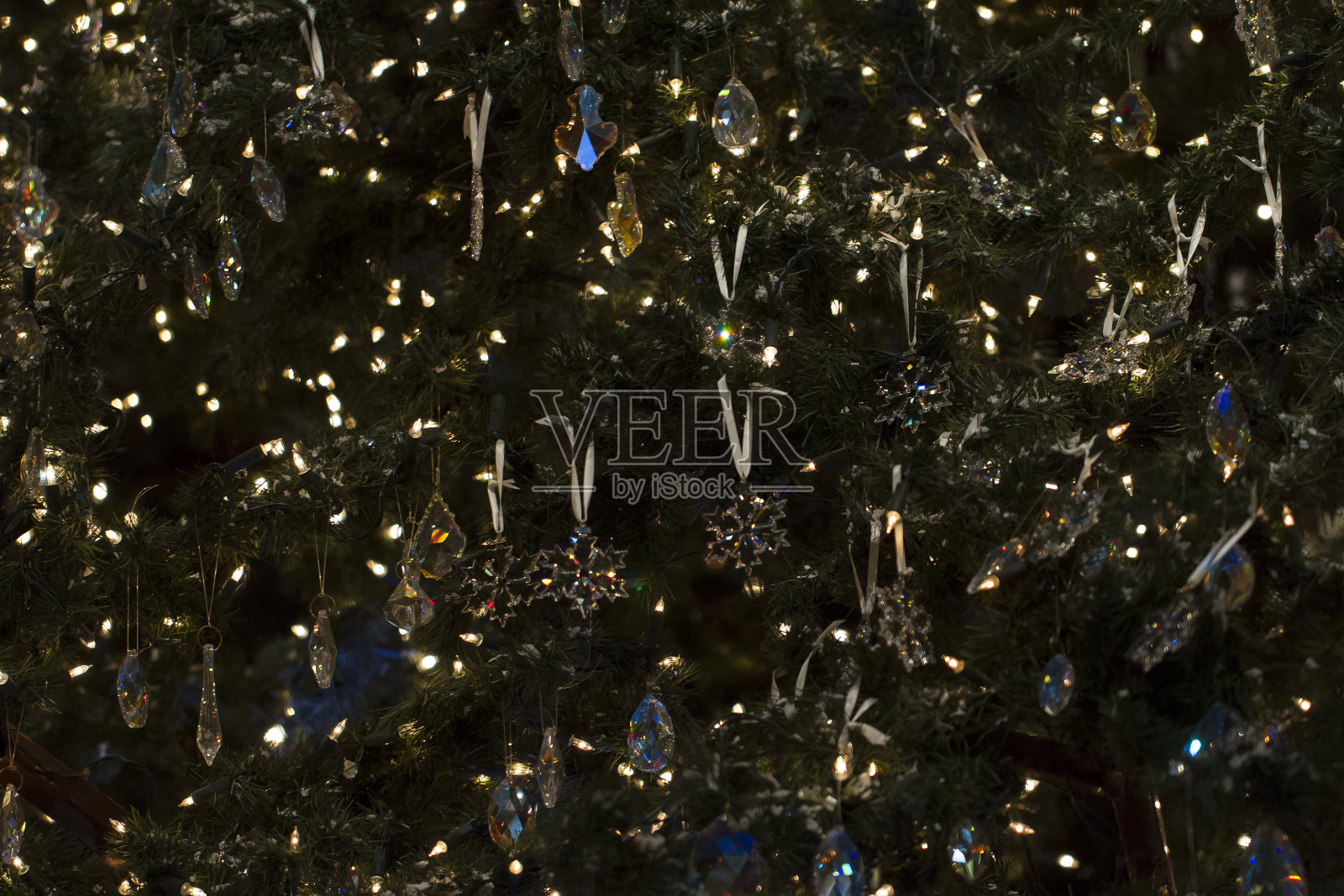 模糊的圣诞灯照片摄影图片