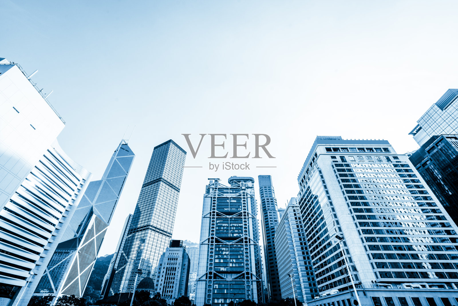 现代摩天大楼拍摄于香港照片摄影图片