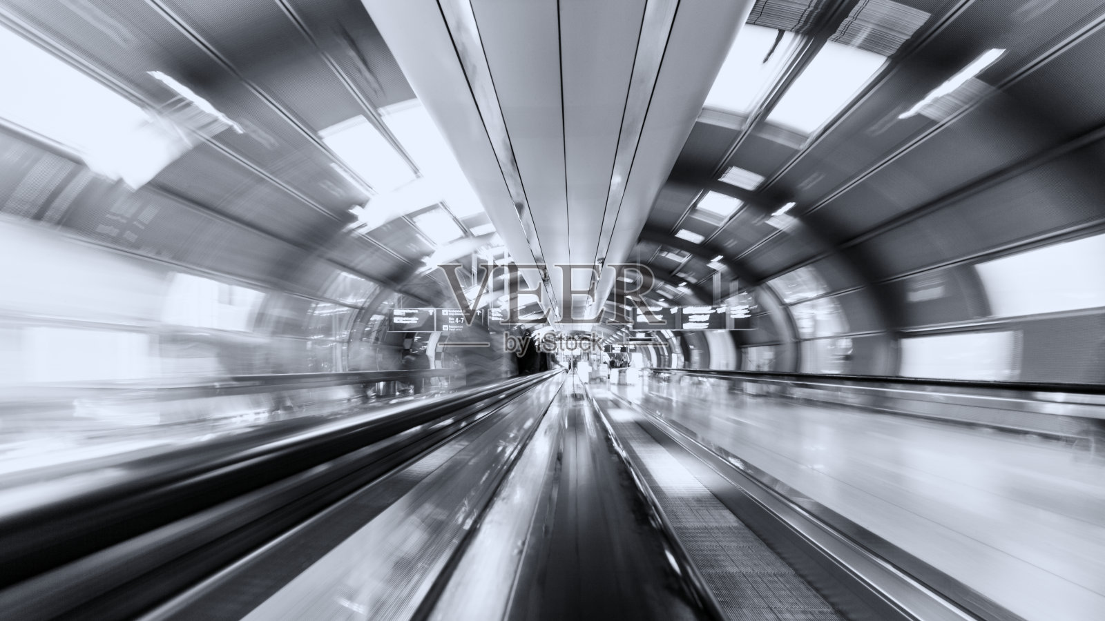 法兰克福机场移动人行道照片摄影图片