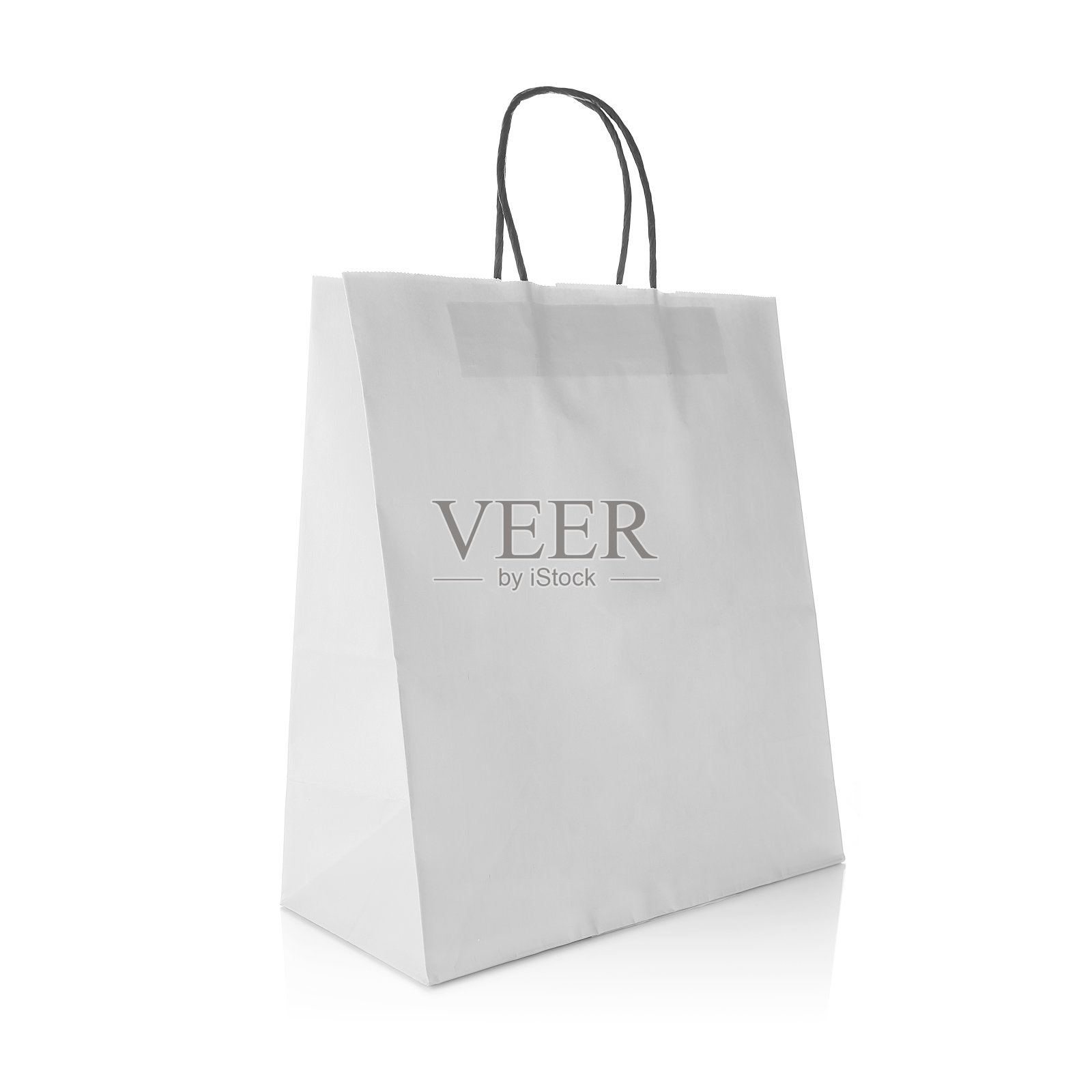 白色环保纸袋与处理孤立在白色背景。可重复使用的购物袋。照片摄影图片