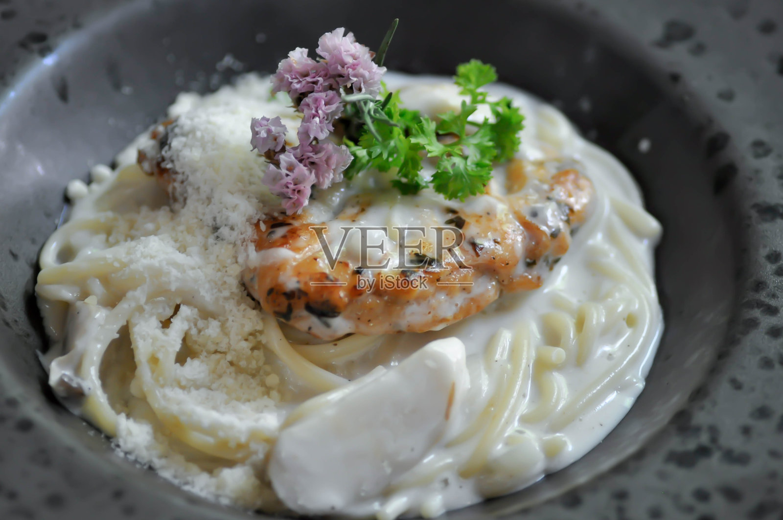 鸡肉通心粉，鸡肉通心粉照片摄影图片