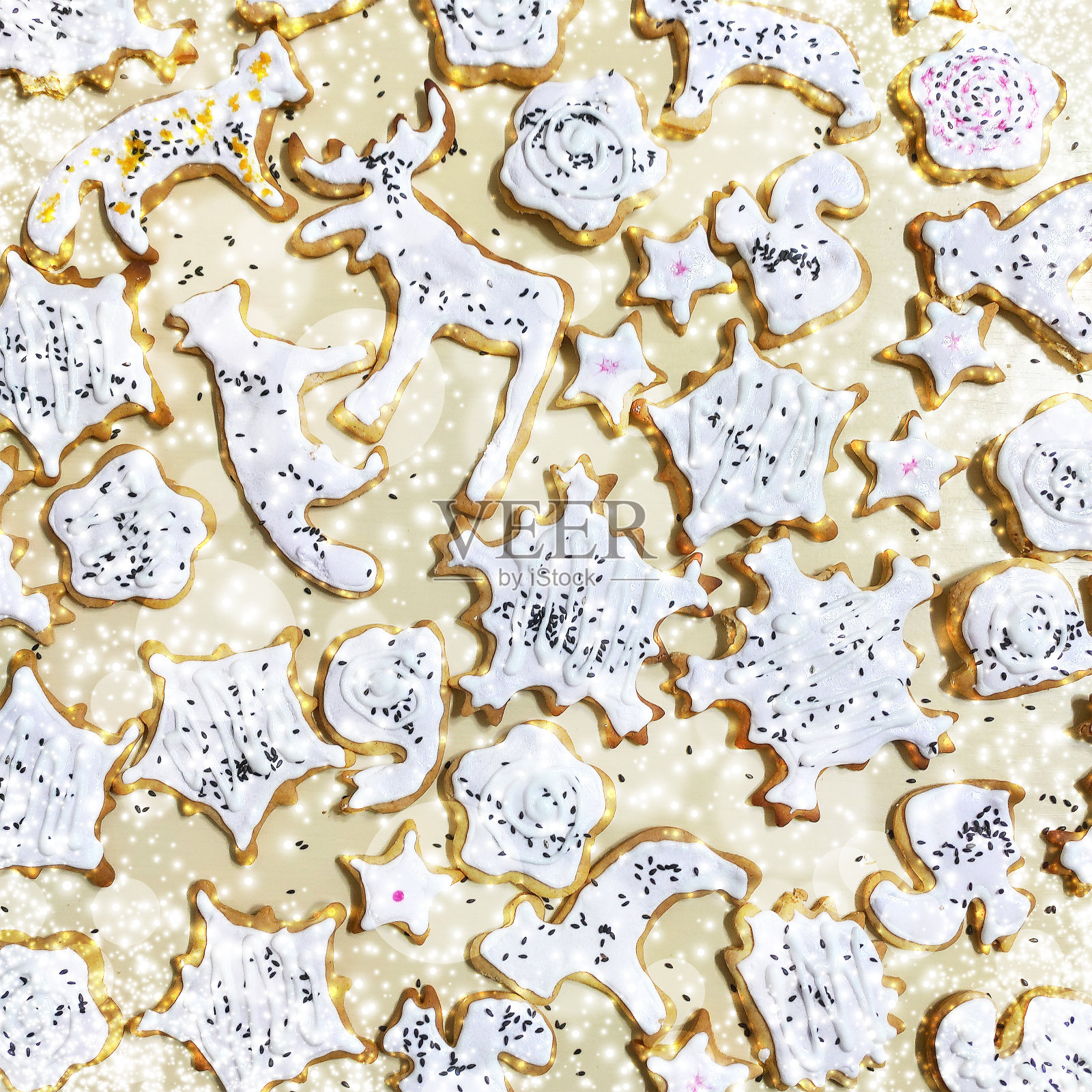 背景与姜饼饼干。圣诞饼干照片摄影图片