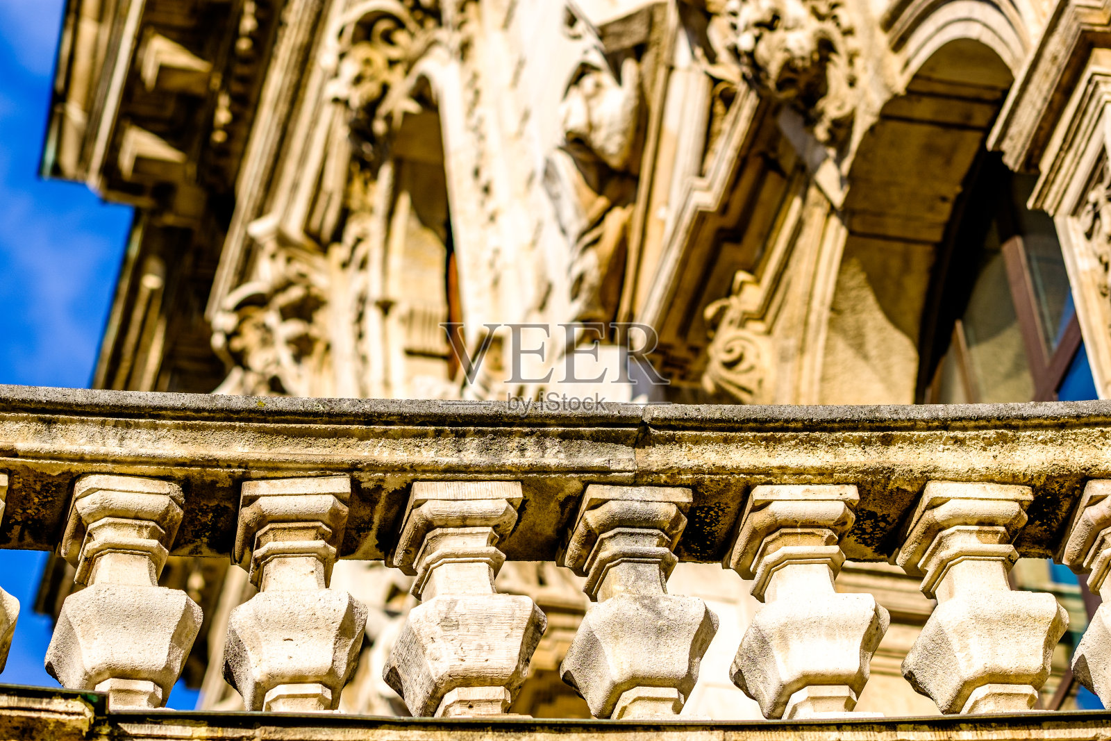 慕尼黑历史悠久的法院照片摄影图片