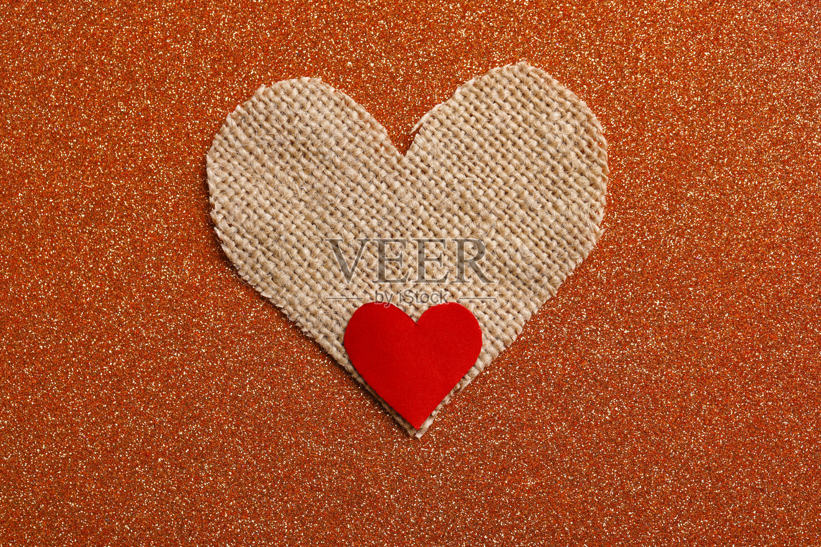 红色的小心脏。情人节的概念照片摄影图片