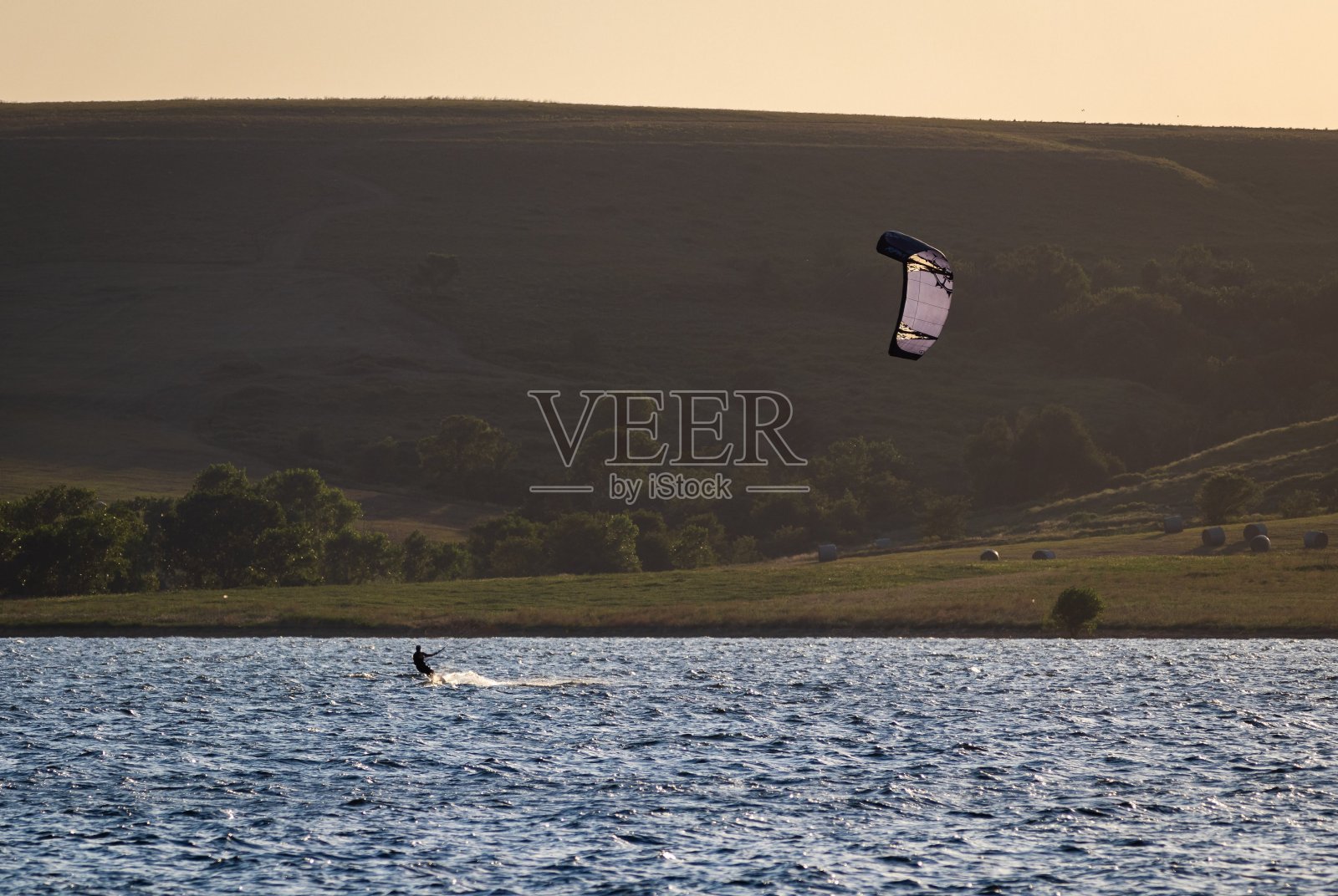 风筝登机照片摄影图片