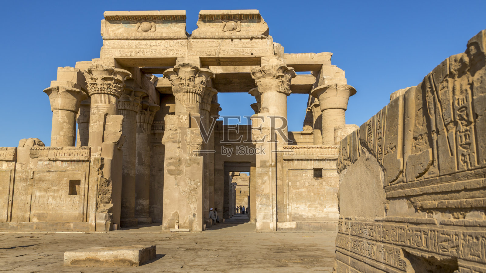 埃及的Kom Ombo神庙，供奉荷鲁斯神和索贝克神照片摄影图片