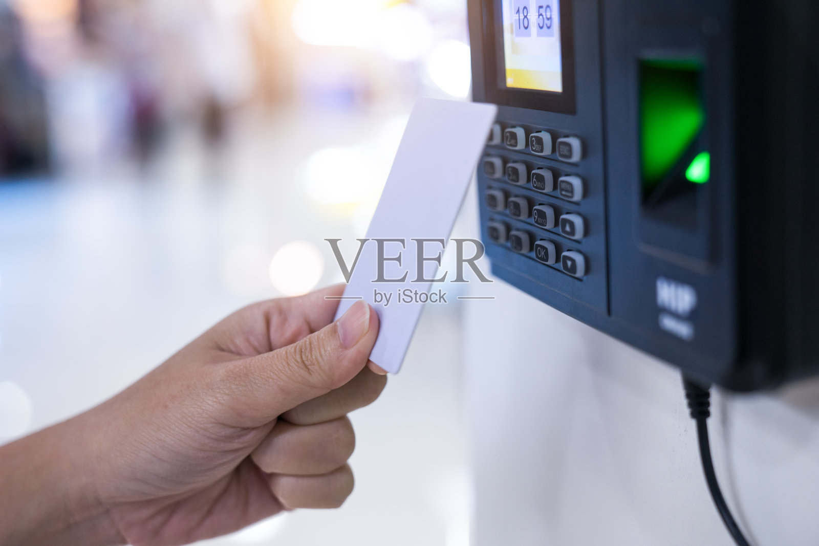 指纹和钥匙卡扫描进入安全系统照片摄影图片