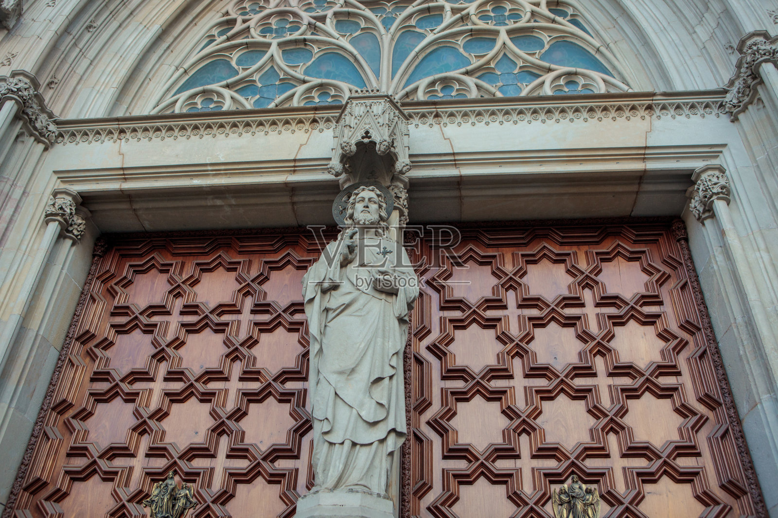 圣十字大教堂和圣尤拉利亚大教堂的细节照片摄影图片