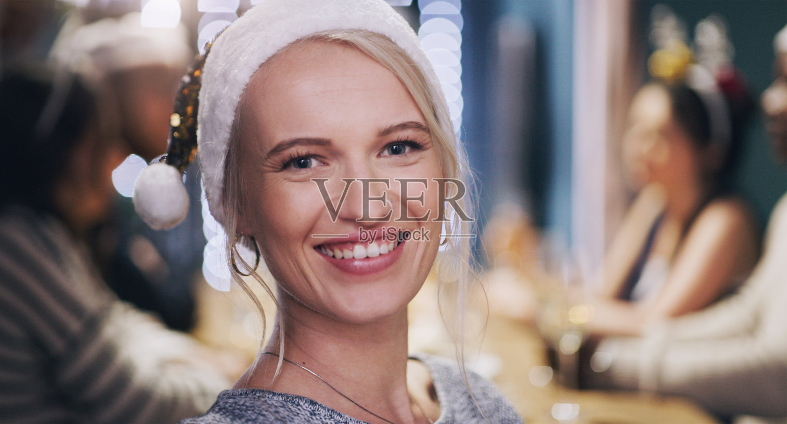 圣诞节是给朋友和家人的…朋友就像家人照片摄影图片