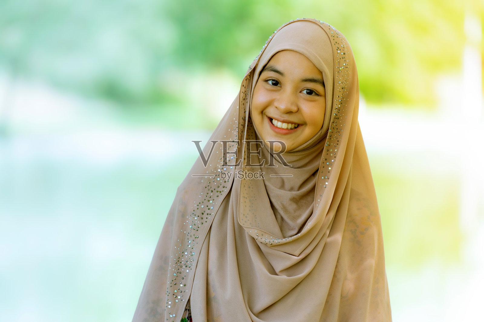 穆斯林女孩肖像照片摄影图片