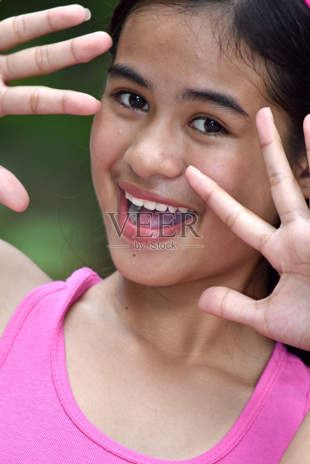 惊讶的美丽少女照片摄影图片