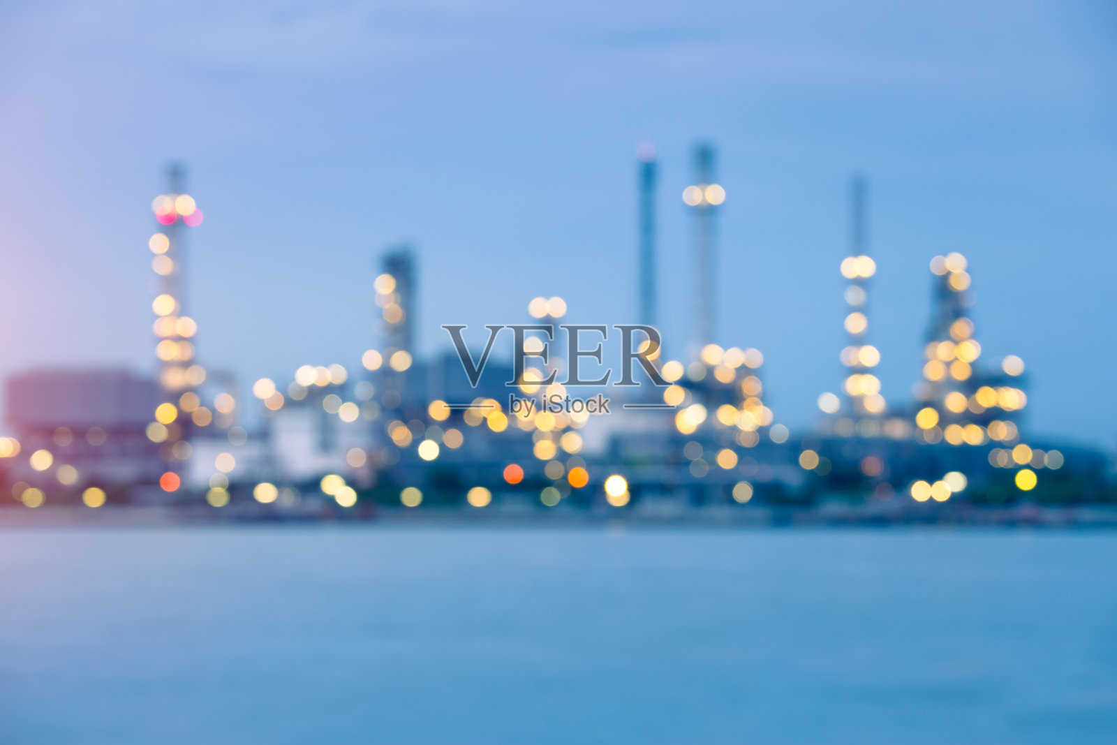 炼油厂被模糊了照片摄影图片