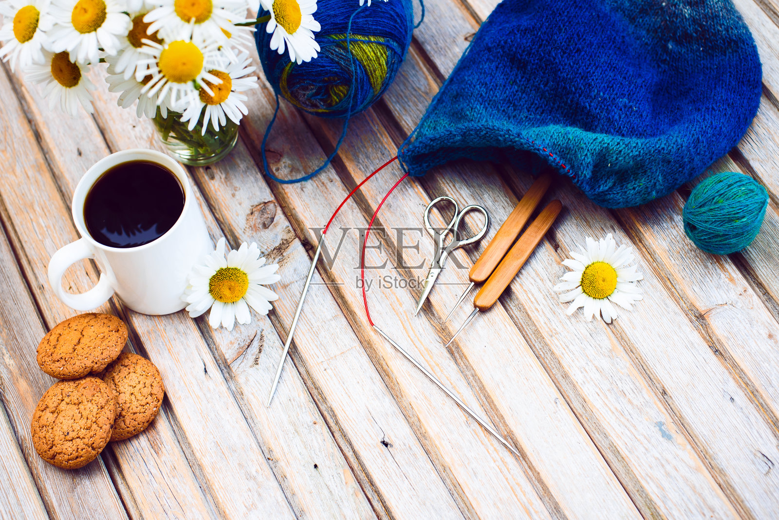 女人的爱好。钩针编织。照片摄影图片