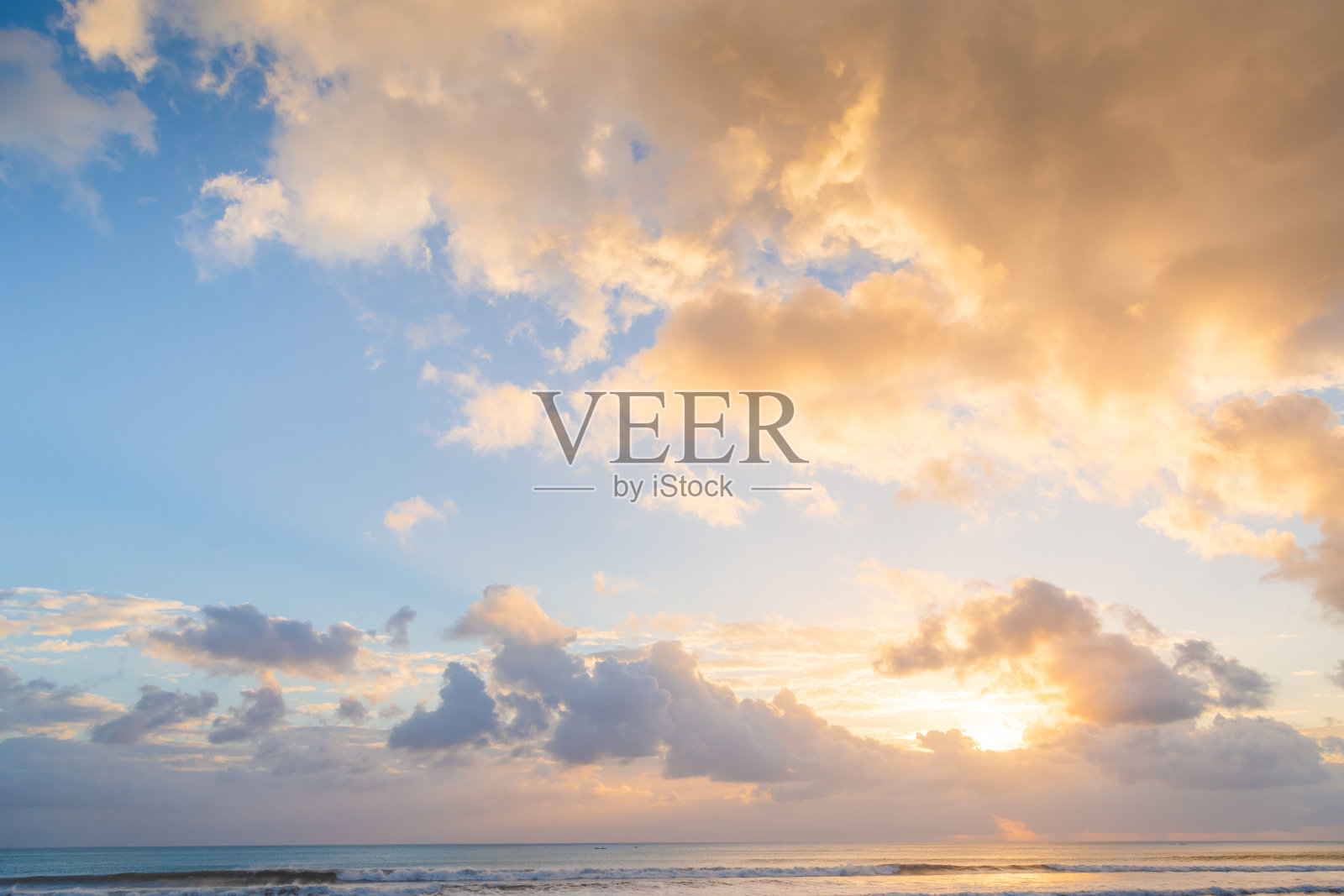 戏剧性的日落天空自然背景云照片摄影图片