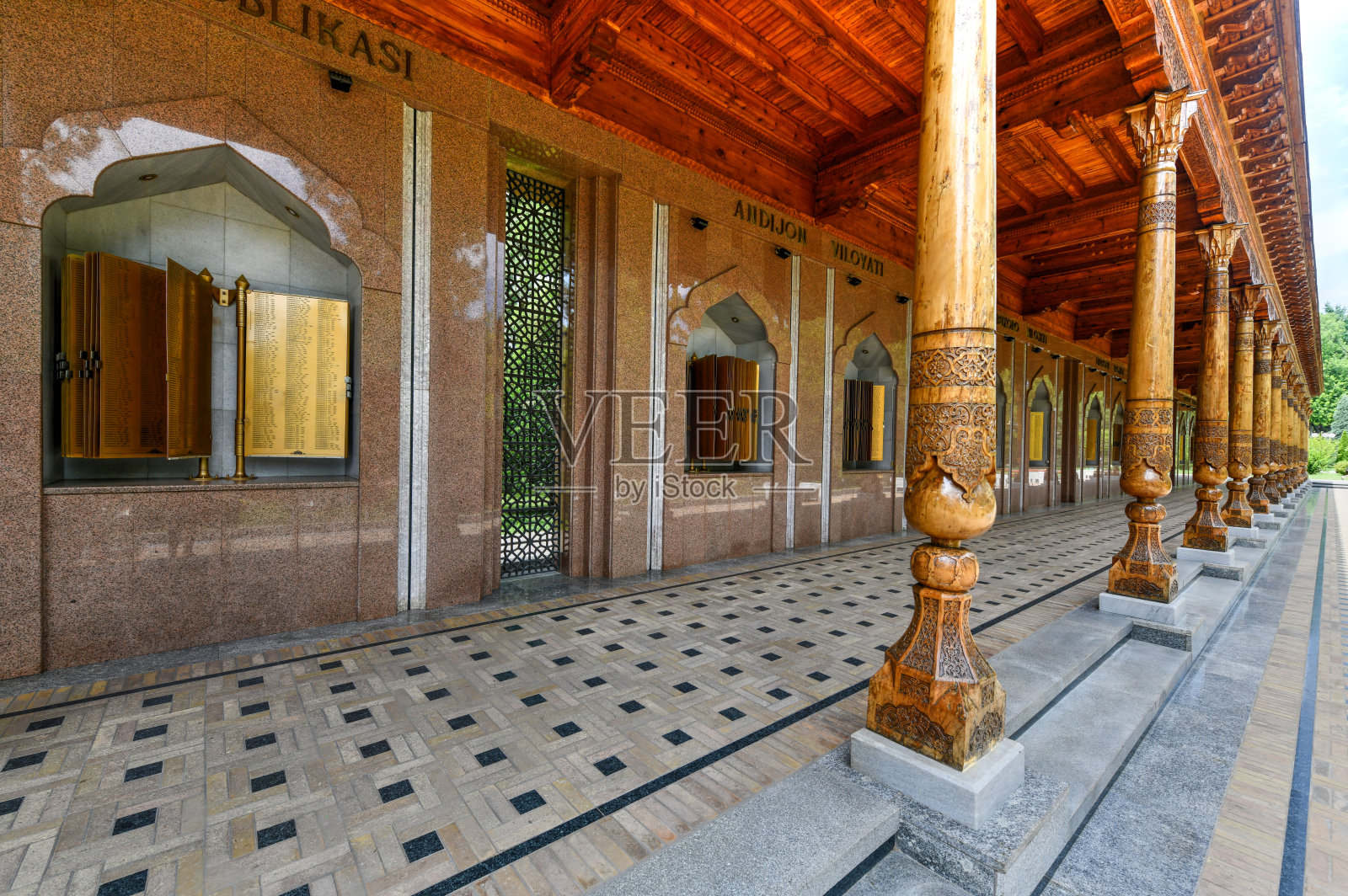 塔什干纪念广场，乌兹别克斯坦照片摄影图片