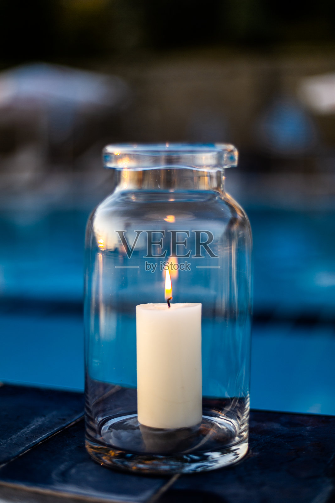 容器+蜡烛照片摄影图片