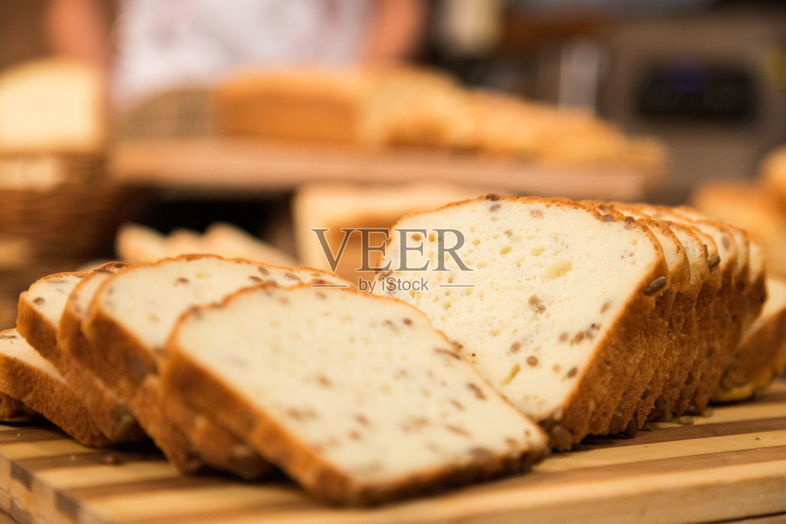 无麸质亚麻籽面包。照片摄影图片