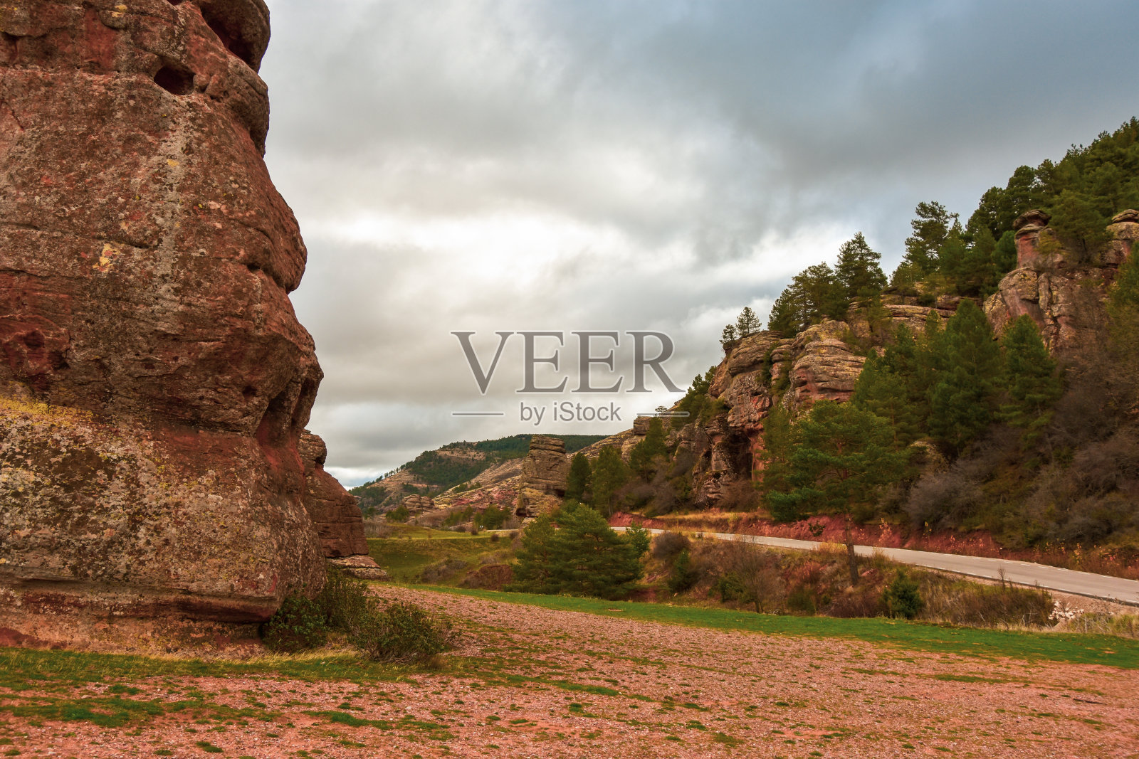 美丽而独特的西班牙山脉照片摄影图片