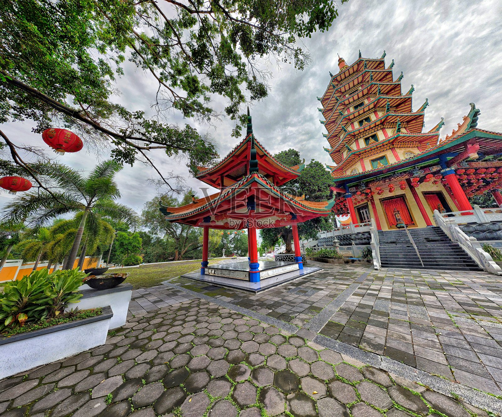 美丽的东方建筑wihara watugong印度尼西亚照片摄影图片