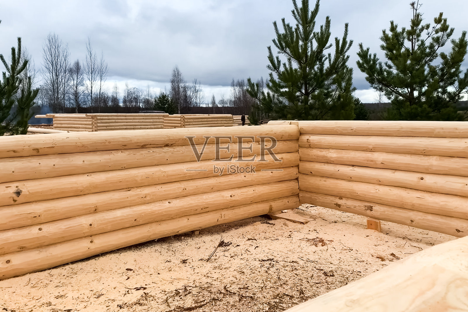 建筑基地木屋的干燥和组装照片摄影图片