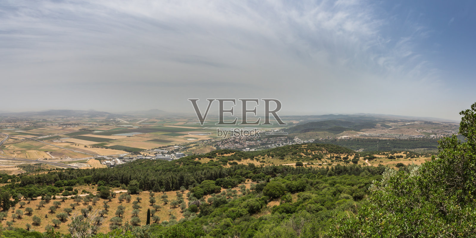 以色列西部的卡梅尔山照片摄影图片