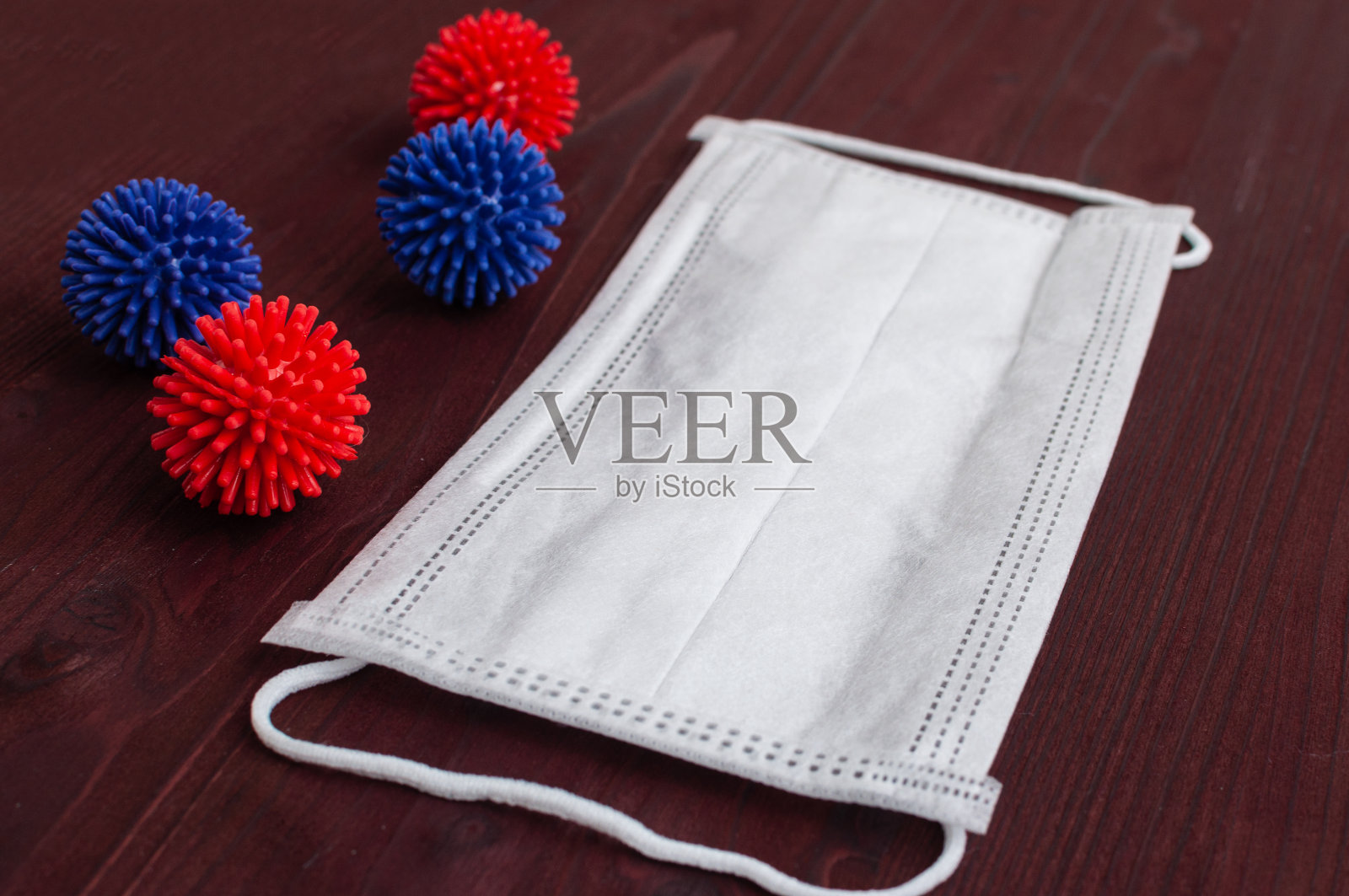 来自的冠状病毒株模型。照片摄影图片