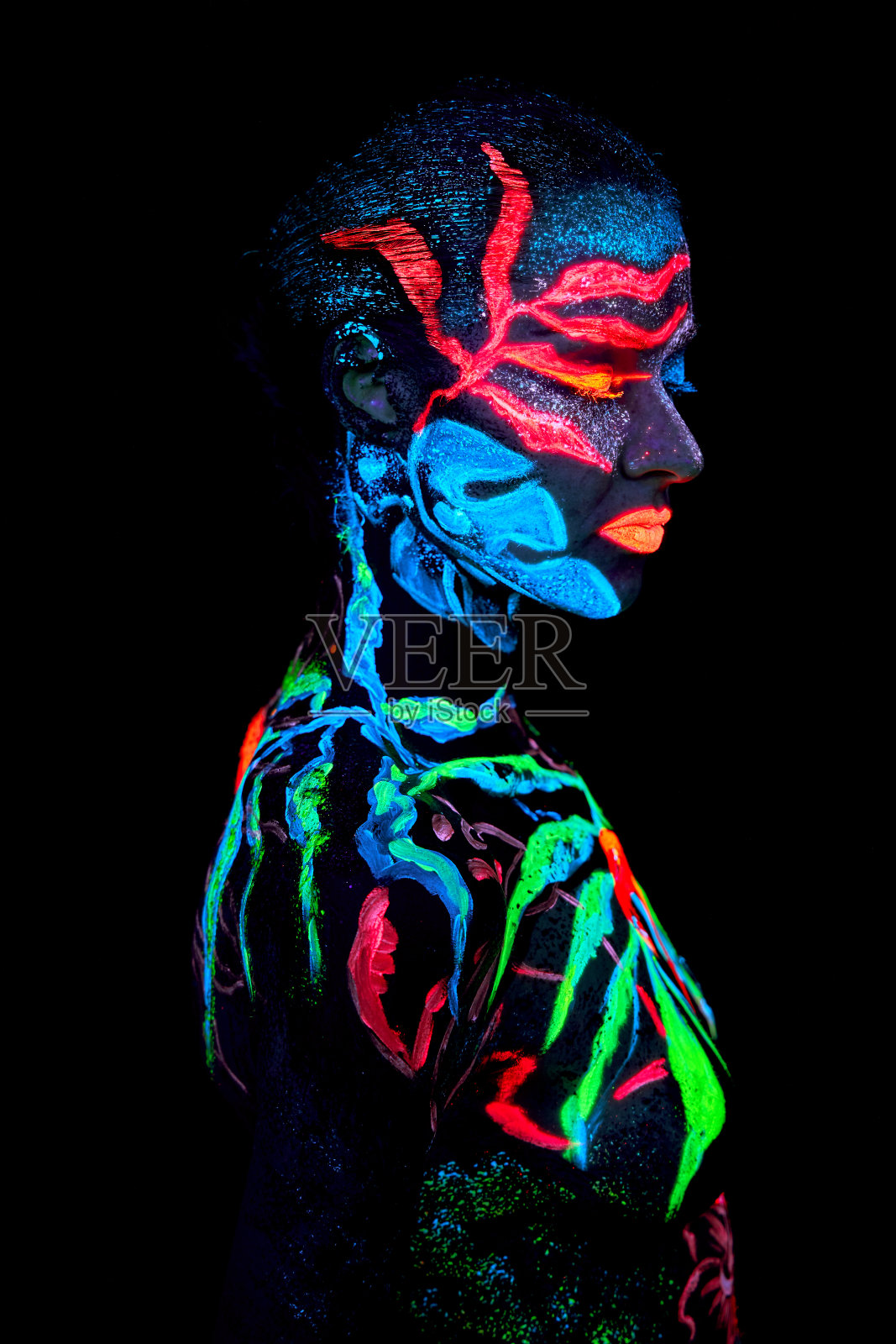 紫外线人像特写照片摄影图片