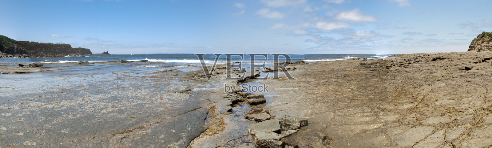 岩石海滩的全景照片照片摄影图片