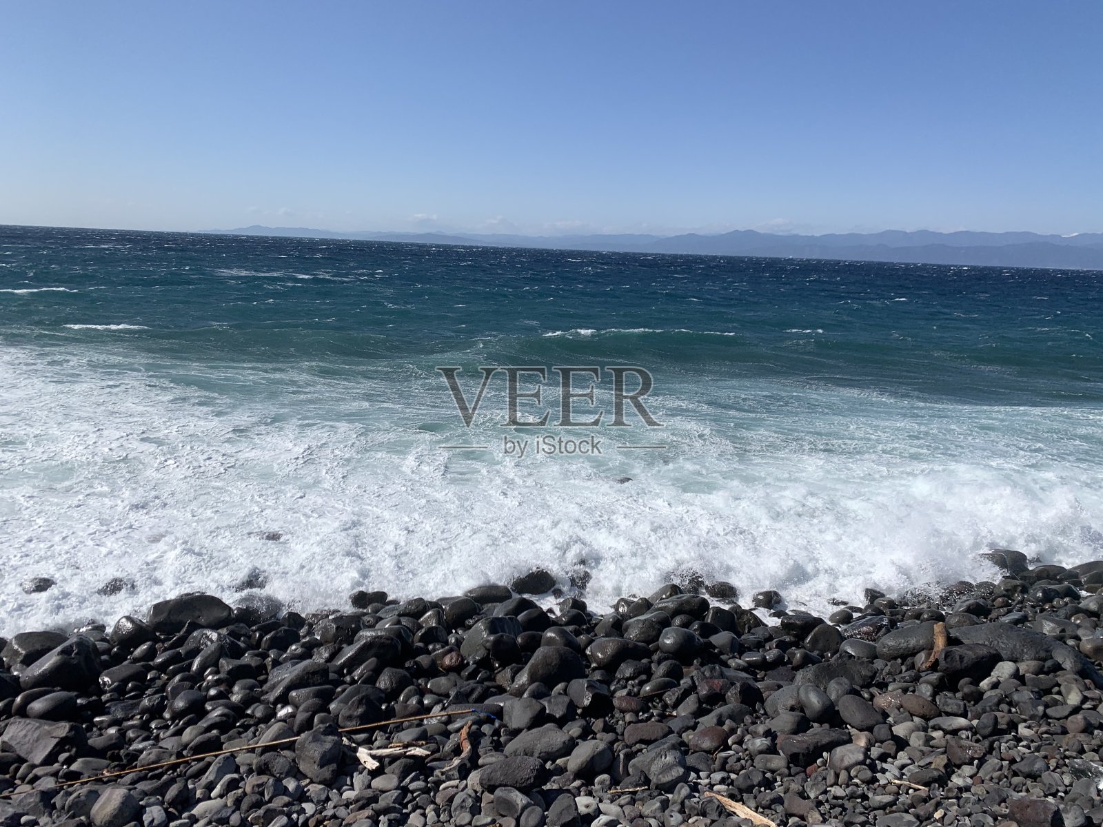 海边的石头照片摄影图片