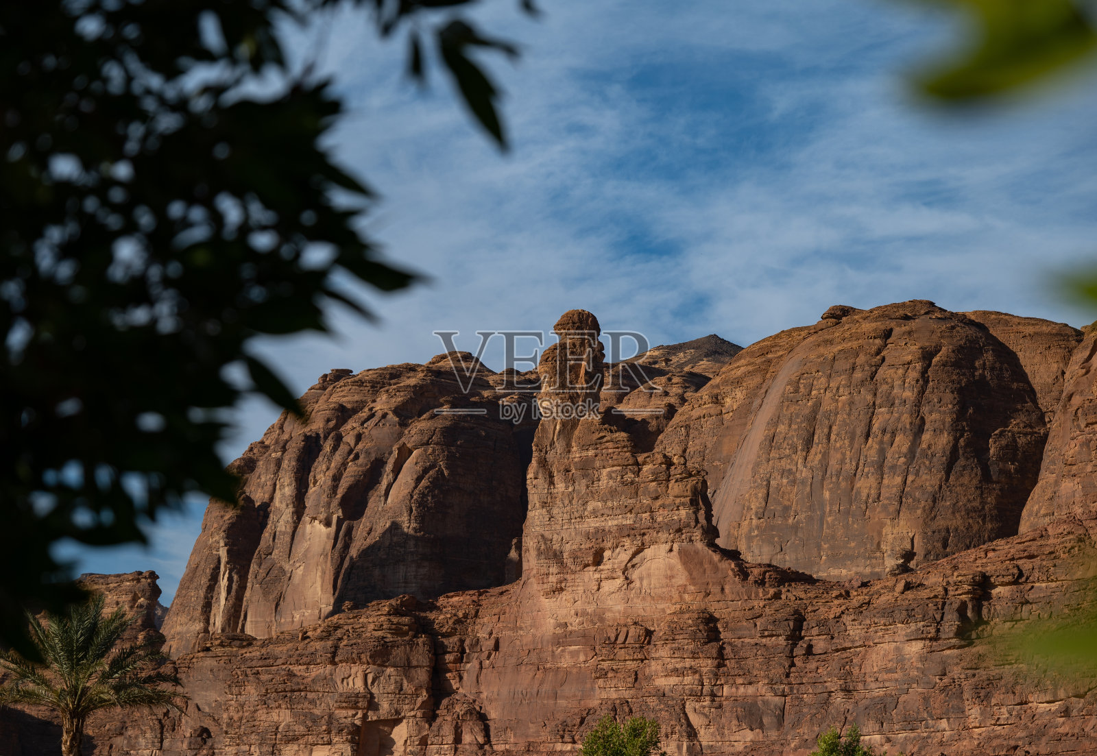 沙特阿拉伯欧拉冬日公园的地质构造照片摄影图片