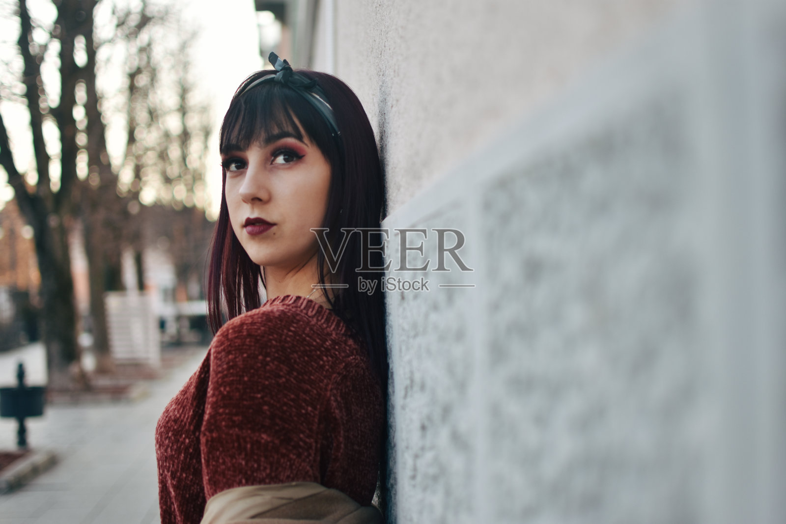 美丽的白人女子照片摄影图片