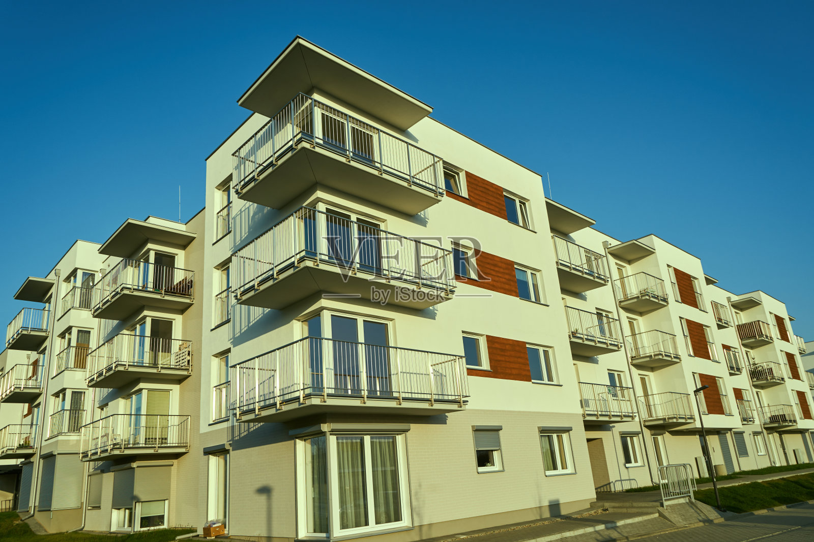 新建的小住宅照片摄影图片