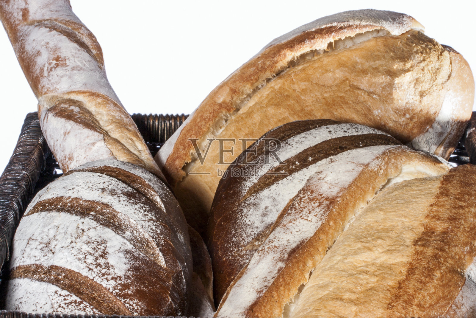 棕色的面包，加上奶酪和盐照片摄影图片