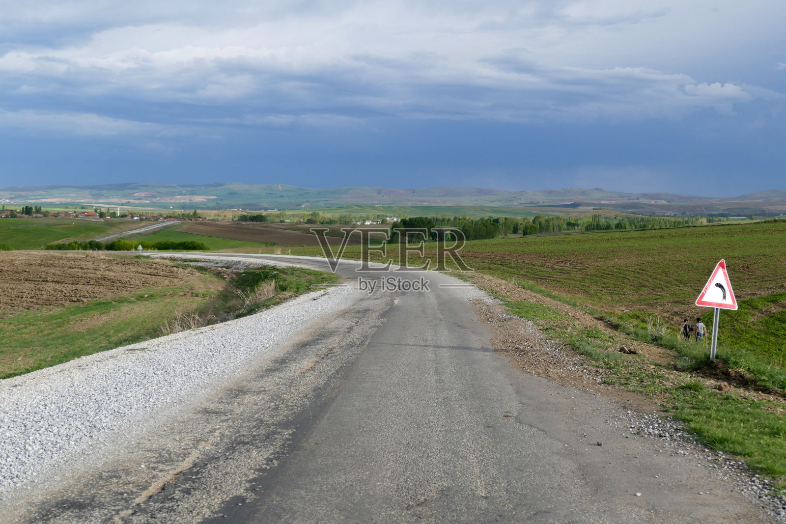 交通标志，右转标志照片摄影图片